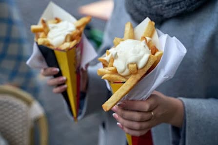 Twee porties friet van Frituur Einde Were